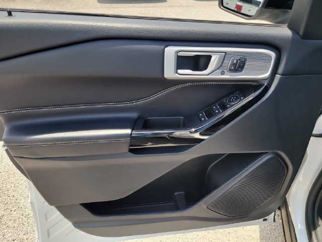 Used 2022 Ford Explorer ST w/ Equipment Group 401A RWD image 18