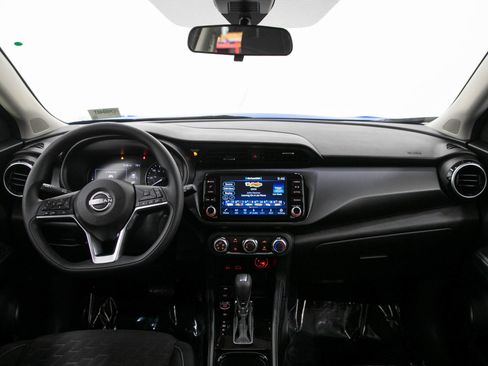 Used 2023 Nissan Kicks SV FWD image 13