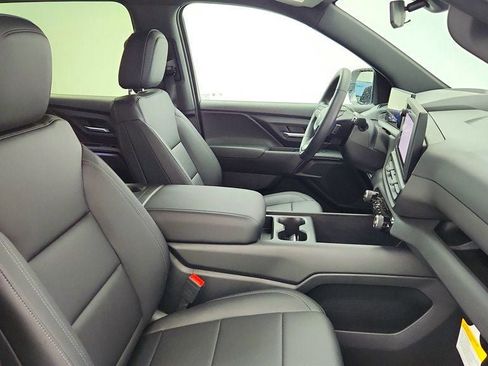 Used 2024 Chevrolet Silverado EV W/T AWD/4WD image 24