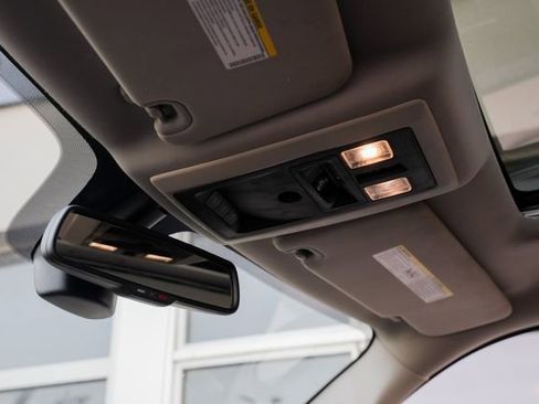 Used 2016 RAM 3500 Laramie Longhorn image 25