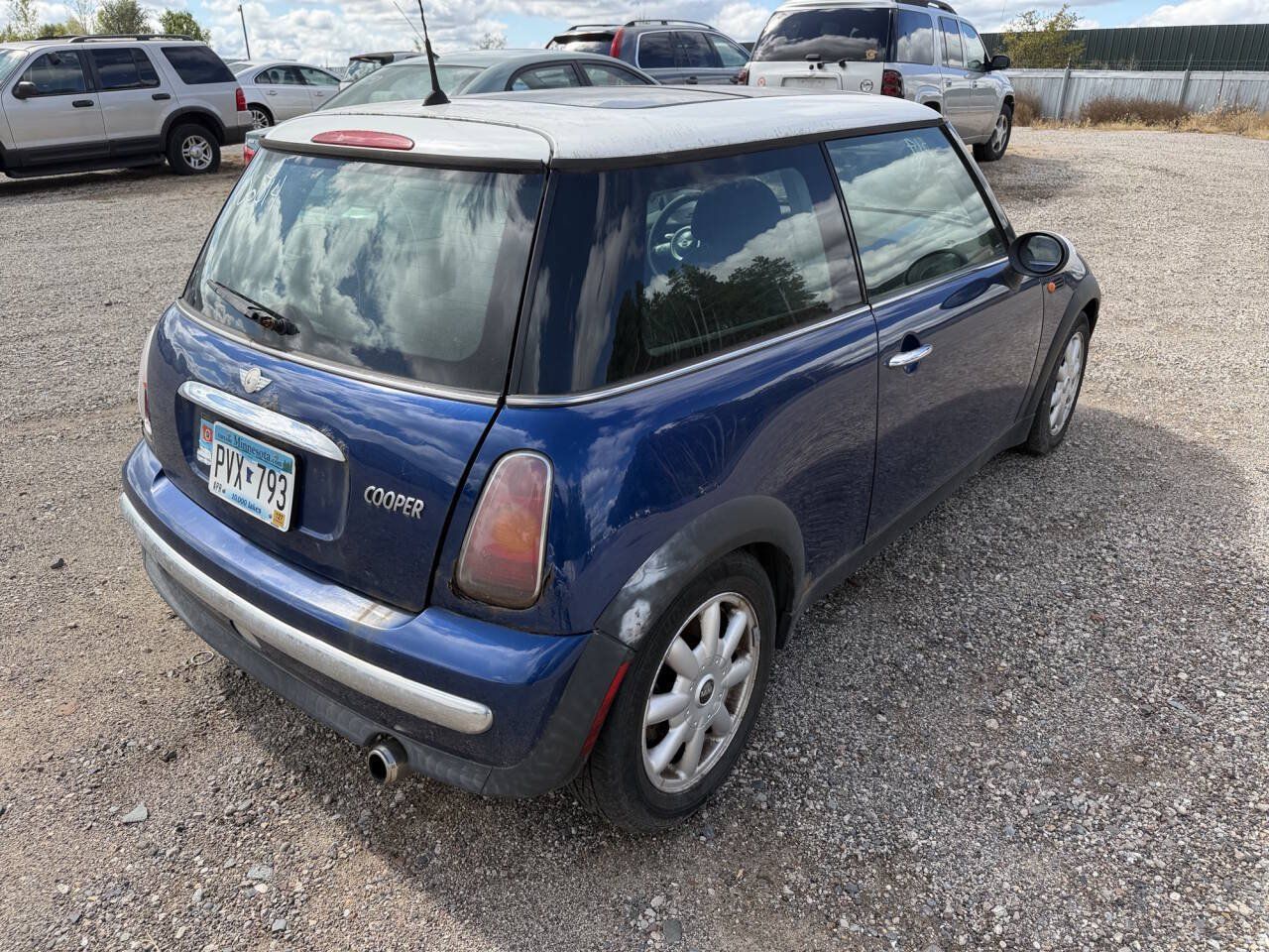 Used 2004 MINI Cooper Hardtop FWD image 5