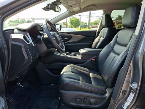 Used 2024 Nissan Murano SV AWD/4WD image 14