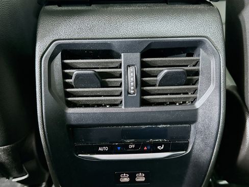 Used 2025 BMW 330i Sedan image 29