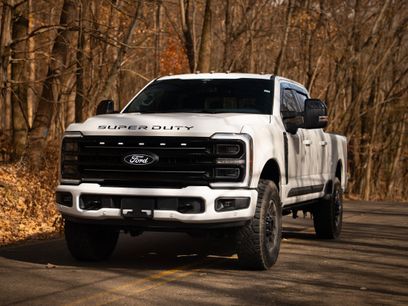 Certified 2025 Ford F250 Platinum w/ Tremor Off-Road Package