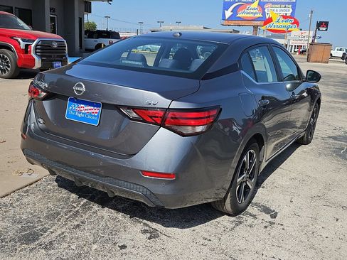 Used 2024 Nissan Sentra SV FWD image 10
