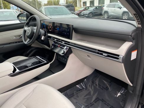 Used 2025 Hyundai Tucson Blue image 35