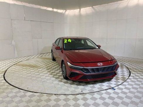 Used 2024 Hyundai Elantra SEL FWD image 49