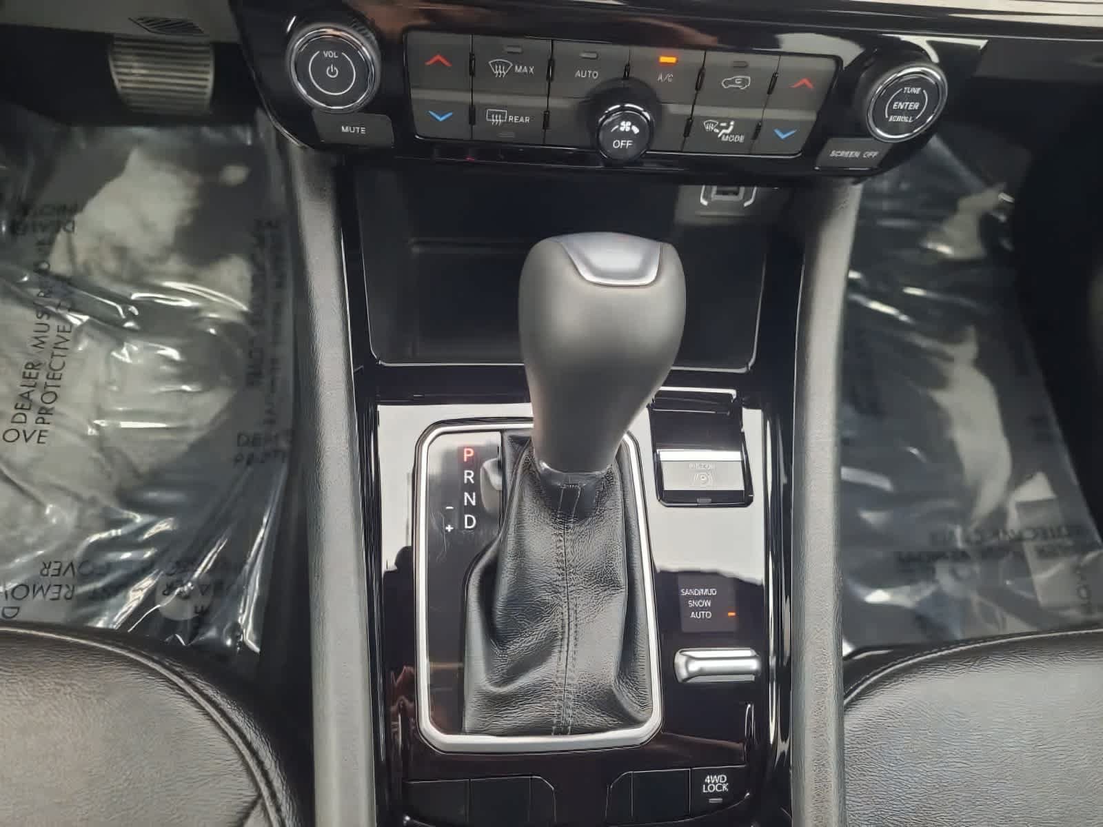 Used 2026 Jeep Compass Limited AWD/4WD image 14