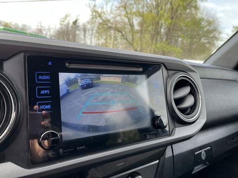 Used 2017 Toyota Tacoma TRD Sport w/ Tow Package image 24