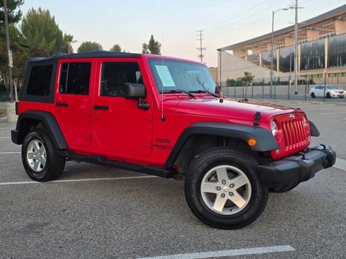 Used 2014 Jeep Wrangler Unlimited Sport w/ Quick Order Package 24S AWD/4WD image 15
