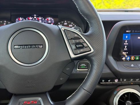 Used 2019 Chevrolet Camaro SS RWD image 19