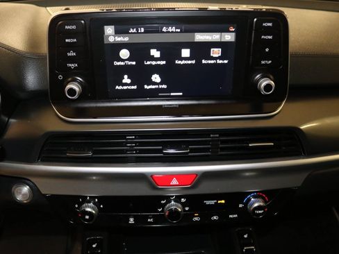 Used 2020 Kia Telluride S FWD image 31