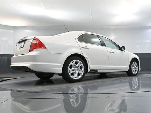Used 2010 Ford Fusion SE image 46