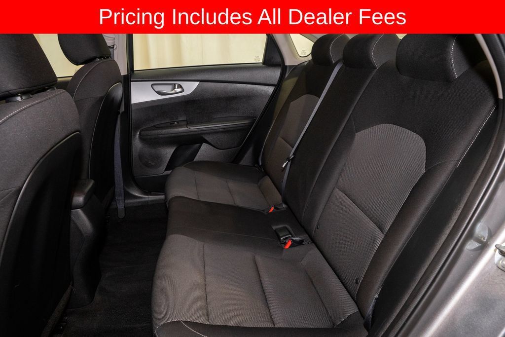 Certified 2024 Kia Forte LXS w/ LXS Technology Package FWD image 7