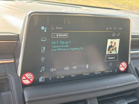 Used 2024 Chevrolet Suburban LT image 39