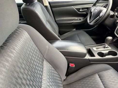 Used 2017 Nissan Altima 2.5 S w/ Power Driver Seat Package FWD image 28