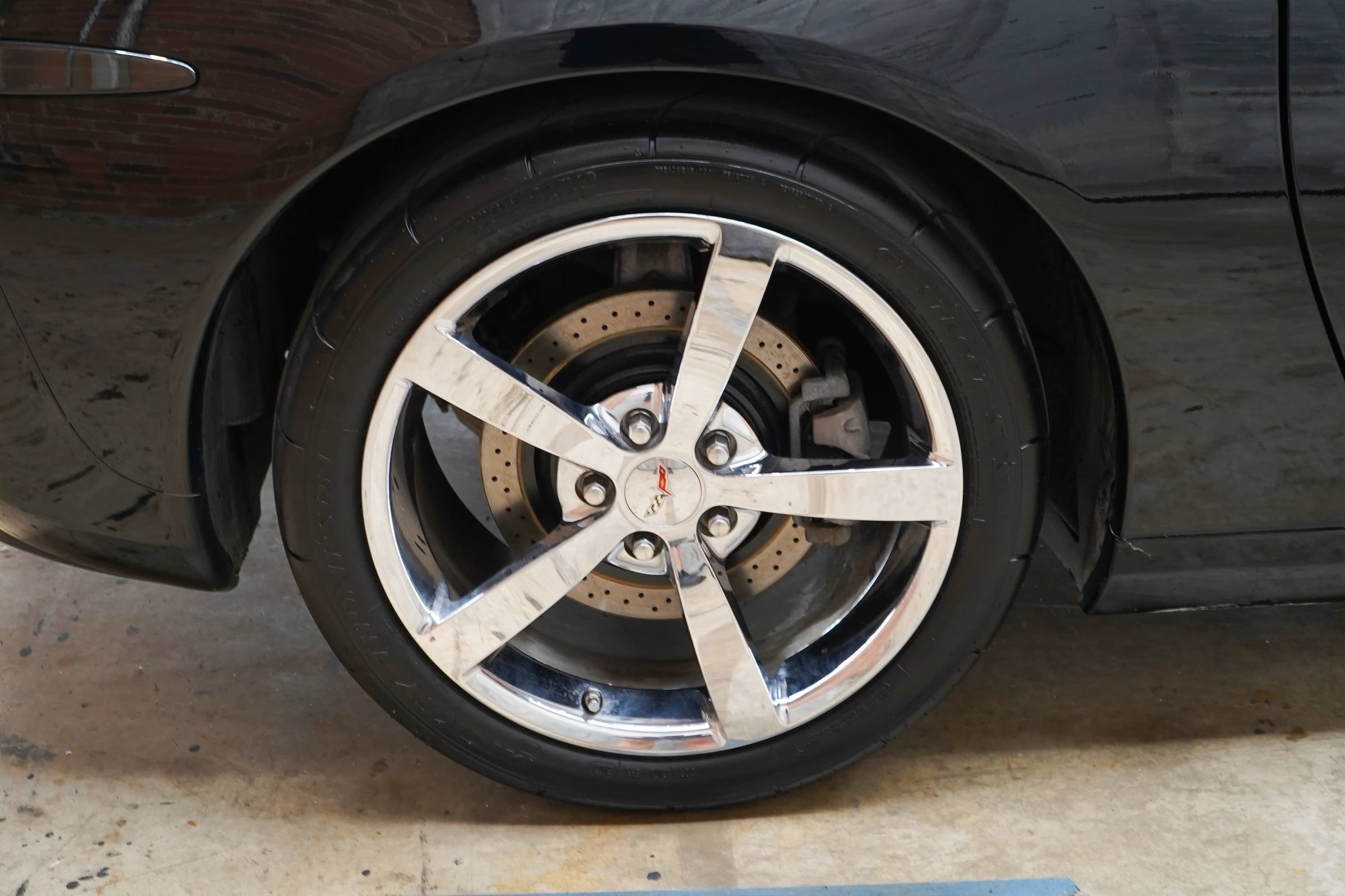 Used 2010 Chevrolet Corvette Coupe w/ Preferred Equipment Group RWD image 58