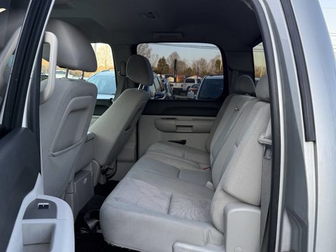 Used 2011 Chevrolet Silverado 1500 LT w/ All-Star Edition image 14