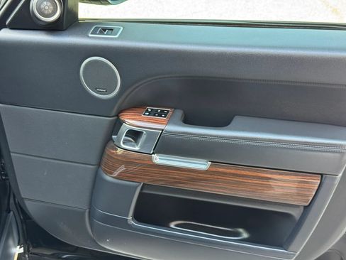 Used 2015 Land Rover Range Rover Supercharged AWD/4WD image 22