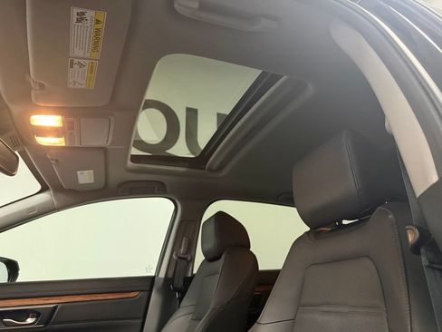 Used 2022 Honda CR-V Touring image 14