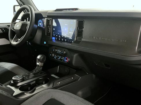 New 2025 Ford Bronco 2-Door image 13