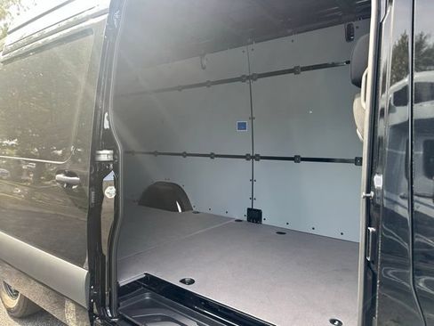 Used 2026 Mercedes-Benz Sprinter 2500 image 30