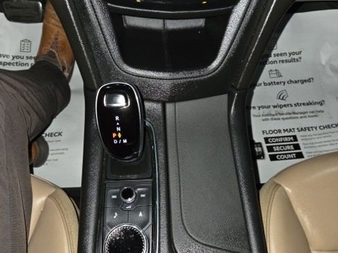 Used 2022 Cadillac XT6 Sport w/ Platinum Package image 21