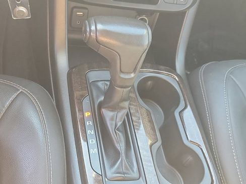 Used 2016 GMC Canyon SLT image 27