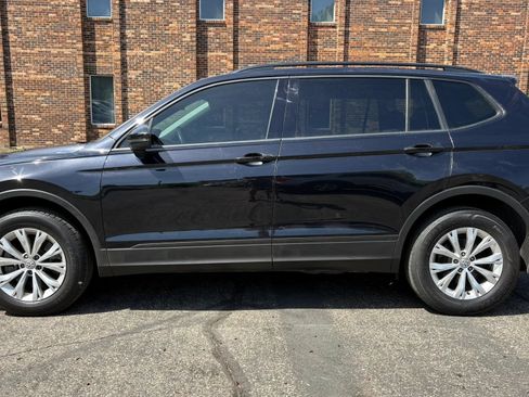 Used 2019 Volkswagen Tiguan S FWD image 5