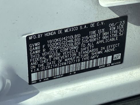 Certified 2024 Honda HR-V LX image 30