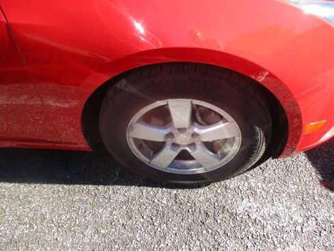 Used 2014 Chevrolet Cruze LT image 3