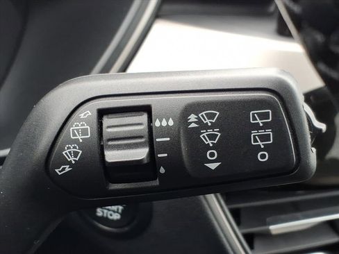 Used 2022 Ford Escape SE w/ Convenience Package image 25