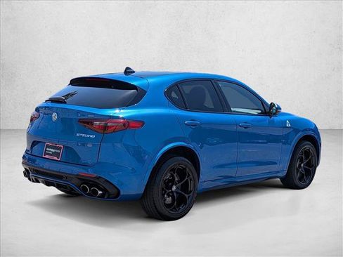 Used 2020 Alfa Romeo Stelvio Quadrifoglio AWD/4WD image 5