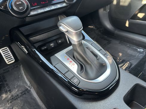 Certified 2024 Kia Forte GT-Line image 21