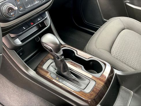 Used 2022 GMC Canyon Elevation RWD image 28