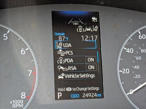 Used 2024 Toyota Corolla LE image 4