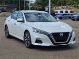 Used 2022 Nissan Altima 2.5 SL image 3