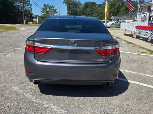 Used 2013 Lexus ES 350 w/ Luxury Pkg FWD image 6