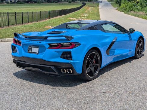 Used 2022 Chevrolet Corvette Stingray Premium Conv w/ Z51 Performance Package RWD image 5