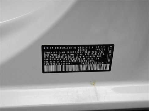 New 2025 Volkswagen Jetta SE image 18