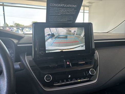 Used 2023 Toyota Corolla LE image 23