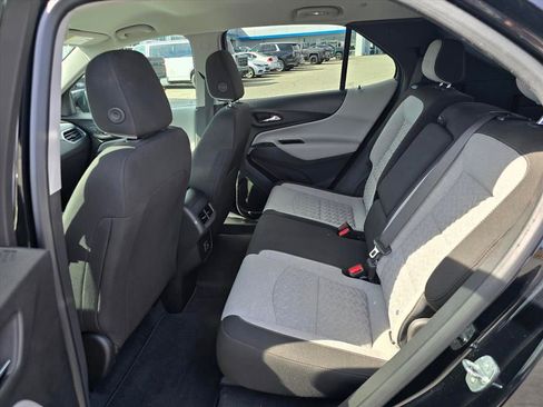 Used 2023 Chevrolet Equinox LT image 12