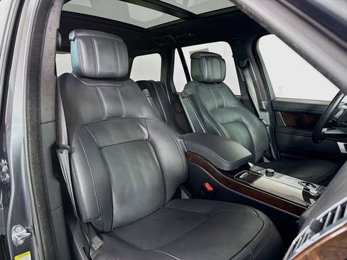 Used 2019 Land Rover Range Rover Supercharged AWD/4WD image 26