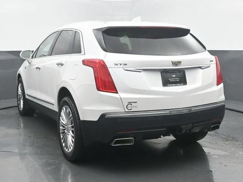 Used 2017 Cadillac XT5 Luxury w/ Advanced Security Package AWD/4WD image 4