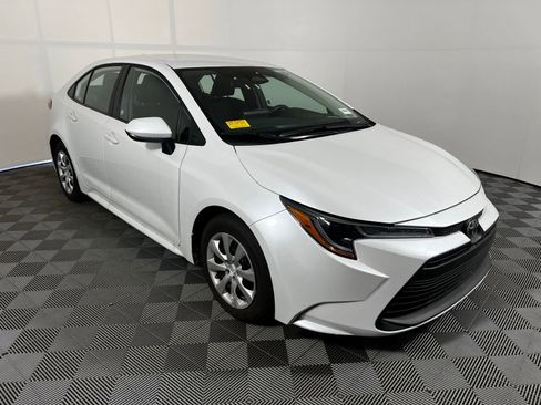 Certified 2026 Toyota Corolla LE FWD image 3