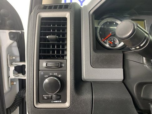 Used 2015 RAM 1500 Tradesman image 17