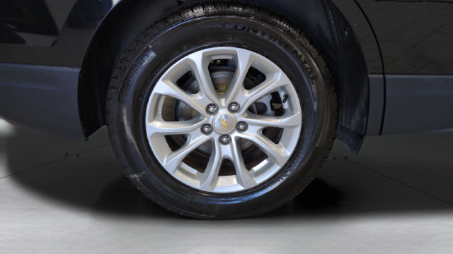 Used 2020 Chevrolet Equinox LS w/ LS Convenience Package FWD image 23