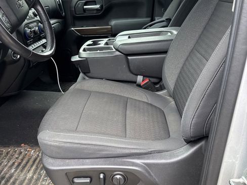 Used 2021 Chevrolet Silverado 1500 LT AWD/4WD image 4