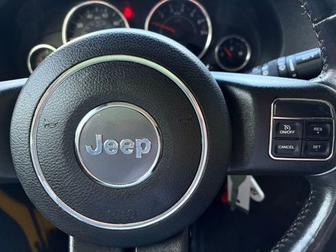 Used 2015 Jeep Wrangler Unlimited Sport w/ Quick Order Package 24S AWD/4WD image 14