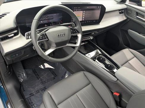 New 2026 Audi Q3 quattro 2.0T AWD/4WD image 3